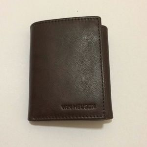Van Heusen Sandalwood Leather Trifold Wallet